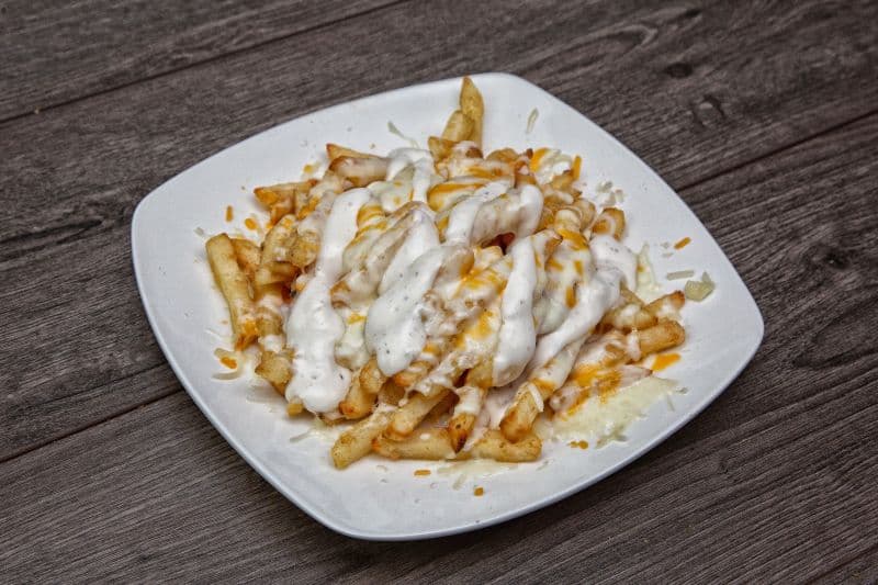 Creamy Cheese Fries