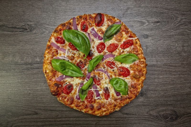 Caprese Pizza (Vegetarian)