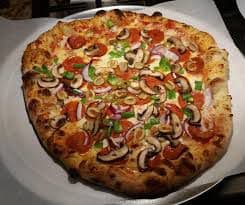 Deluxe Pizza